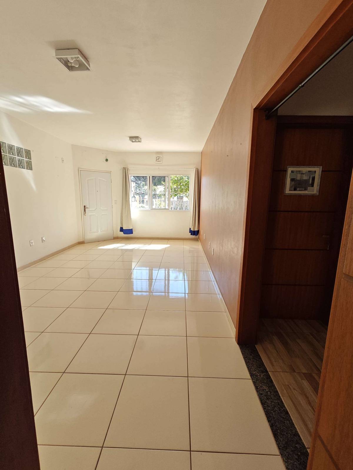  - Casa para alugar, com 3 quartos
